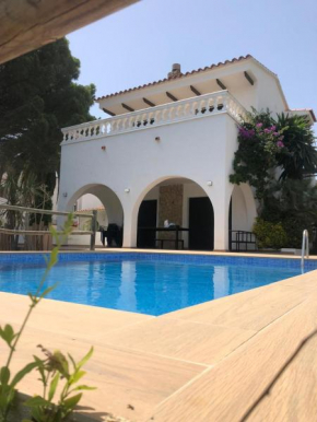 Magnifique villa, piscine privé, amarre Empuriabrava-Laba